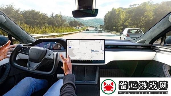 特斯拉FSD領(lǐng)跑自動駕駛